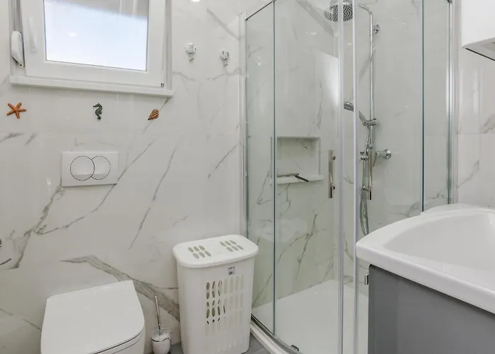 Awesome In Apartment Privlaka (Zadar)